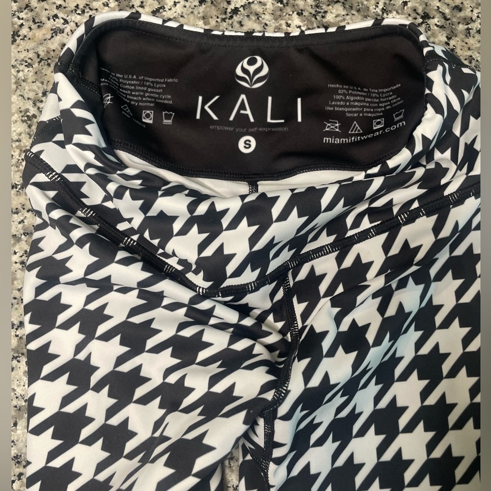 KALI women's leggings